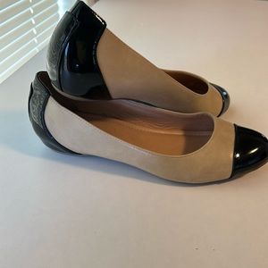 Women’s shoes